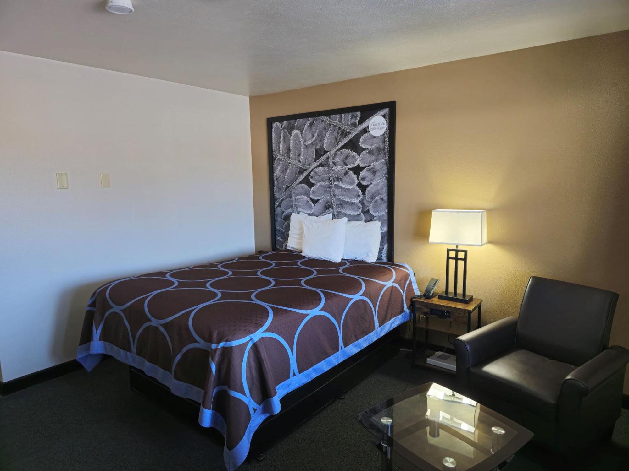 Amerivu Inn And Suites Shawano Wi Ngoại thất bức ảnh