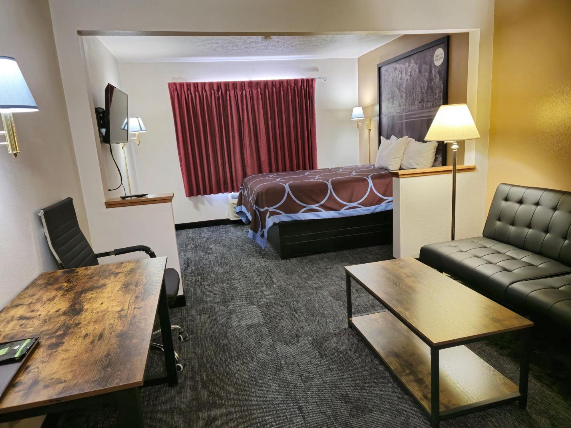 Amerivu Inn And Suites Shawano Wi Ngoại thất bức ảnh